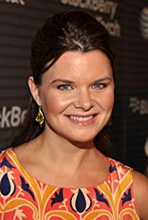 Heather Tom