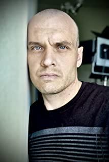 Travis Joe Dixon