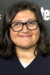 Nahnatchka Khan