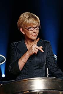 Anne Robinson