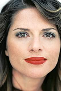 Julia Zemiro