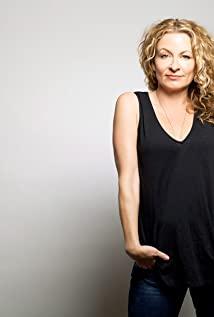 Sarah Colonna