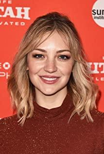 Abby Elliott