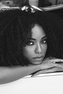 Logan Browning