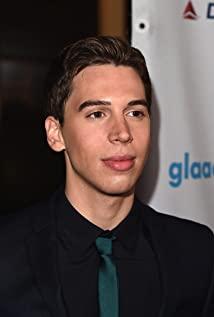 Jordan Gavaris