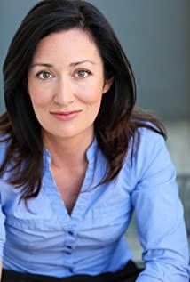 Lisa Dobbyn