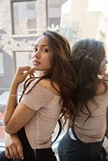 Ysa Penarejo