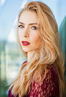Brianna Quinn Lewis